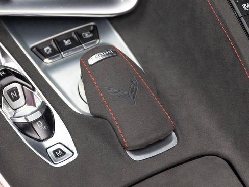 Used 2023 Chevrolet Corvette Stingray Premium Conv w/ Z51 Performance Package image 15