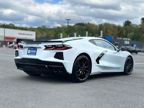 Used 2023 Chevrolet Corvette Stingray Preferred Cpe RWD image 8