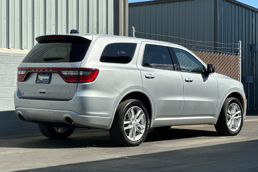 Used 2025 Dodge Durango GT AWD/4WD image 4
