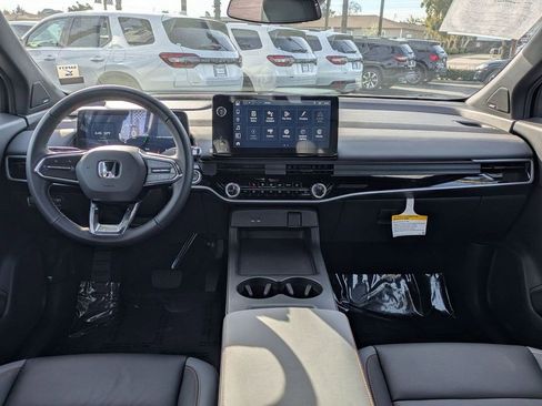 Certified 2025 Honda Prologue Touring image 10