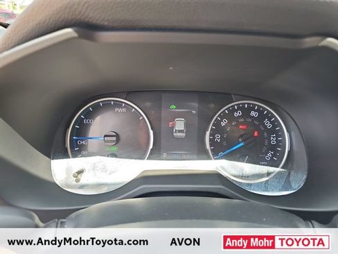 Used 2022 Toyota RAV4 LE AWD/4WD image 16