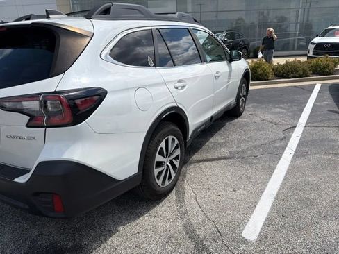 Used 2021 Subaru Outback Premium w/ Popular Package #1 AWD/4WD image 5