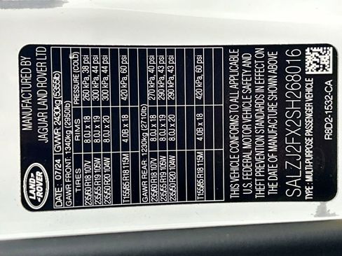 Used 2025 Land Rover Range Rover Evoque S image 34