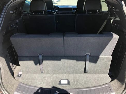 Used 2015 Land Rover Discovery Sport HSE AWD/4WD image 32