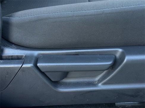 Used 2022 Honda HR-V LX image 28