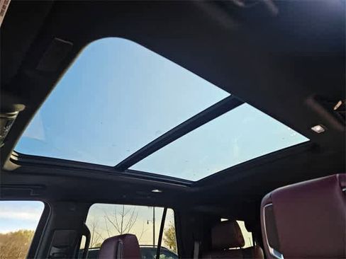 Used 2026 Cadillac Escalade Luxury w/ Touring Package image 21