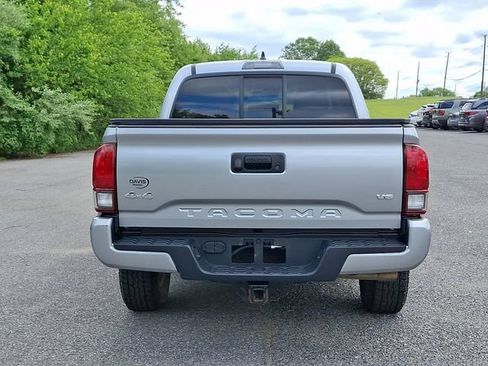Used 2023 Toyota Tacoma SR AWD/4WD image 5