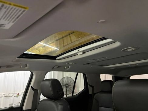 Used 2020 Chevrolet Traverse Premier w/ LPO, Floor Liner Package FWD image 40