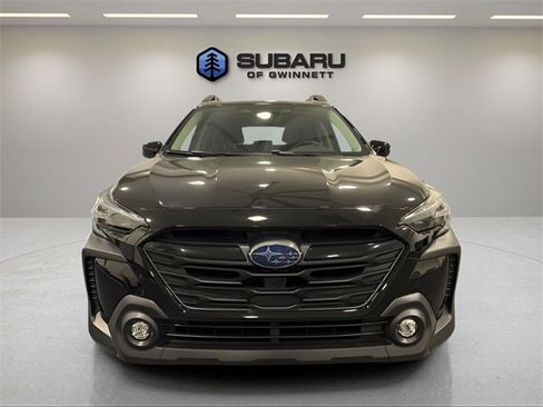 Used 2025 Subaru Outback Onyx Edition XT w/ Tech Package 2 image 8