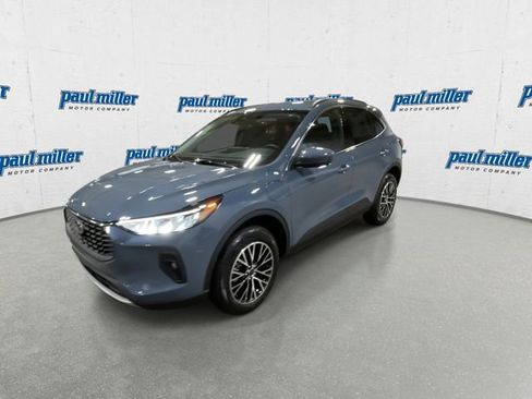 New 2026 Ford Escape SE image 5