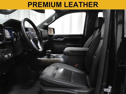 Used 2024 GMC Sierra 1500 Elevation w/ Elevation Premium Package AWD/4WD image 4