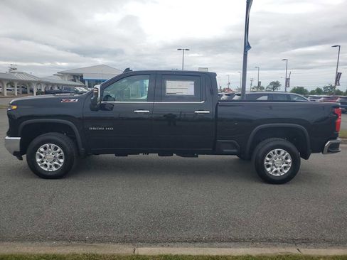 New 2026 Chevrolet Silverado 3500 LTZ w/ LTZ Plus Package AWD/4WD image 2