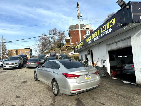 Used 2016 Hyundai Genesis 3.8 w/ Option Group 02 image 25