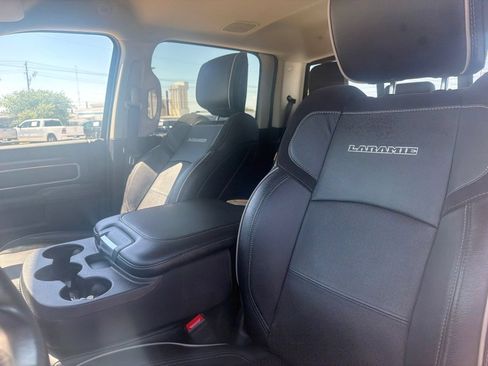 Used 2024 RAM 2500 Laramie AWD/4WD image 10