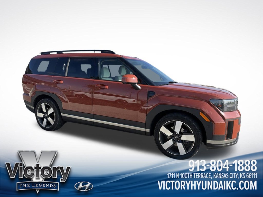 Used 2024 Hyundai Santa Fe Limited FWD image 4