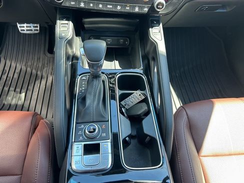 Used 2024 Kia Telluride SX AWD/4WD image 17