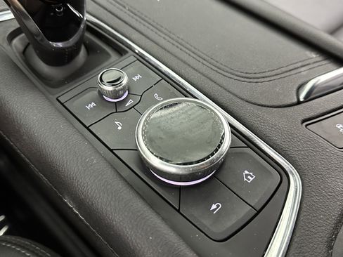 Used 2020 Cadillac XT5 Luxury image 18