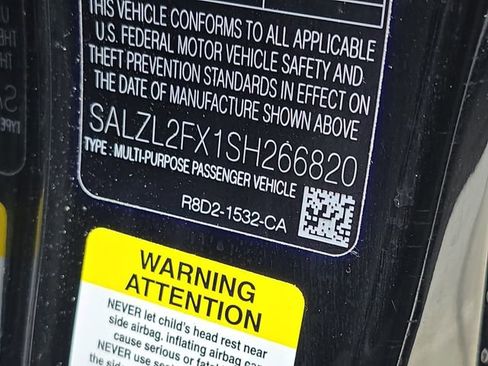 Certified 2025 Land Rover Range Rover Evoque Dynamic SE AWD/4WD image 34