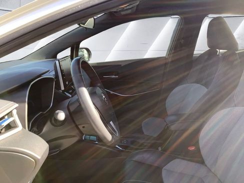 Used 2020 Toyota Corolla XSE FWD image 7