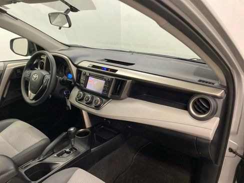 Used 2013 Toyota RAV4 LE AWD/4WD image 22