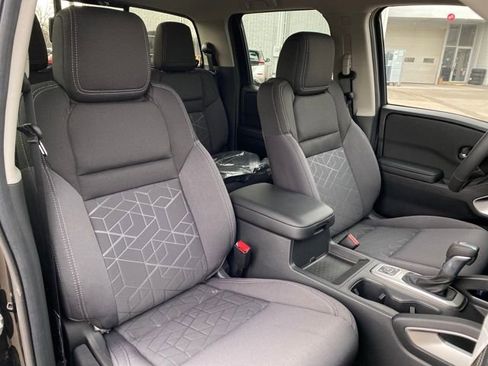 New 2026 Nissan Frontier SV w/ SV Convenience Package image 9