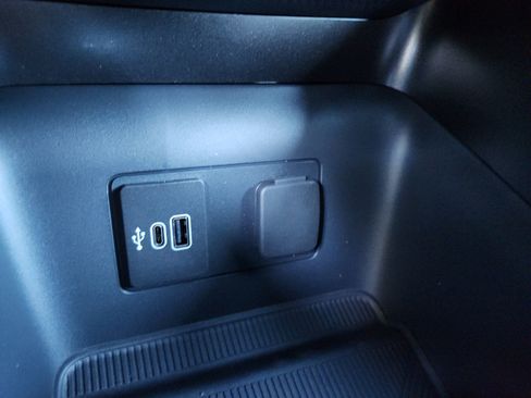 New 2026 Ford Explorer ST-Line image 30