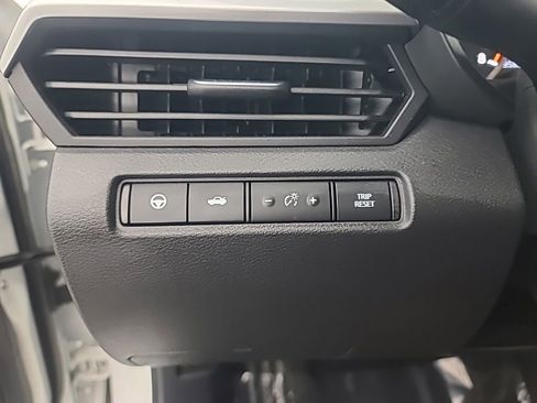 Used 2025 Nissan Altima 2.5 SL FWD image 27