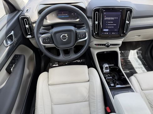 Certified 2023 Volvo XC40 B5 Plus w/ Protection Package Premier AWD/4WD image 14