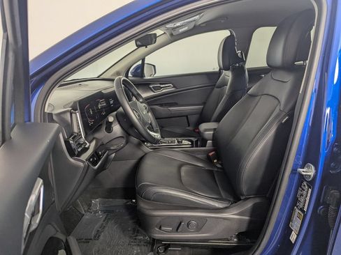 Used 2023 Kia Sportage EX FWD image 11