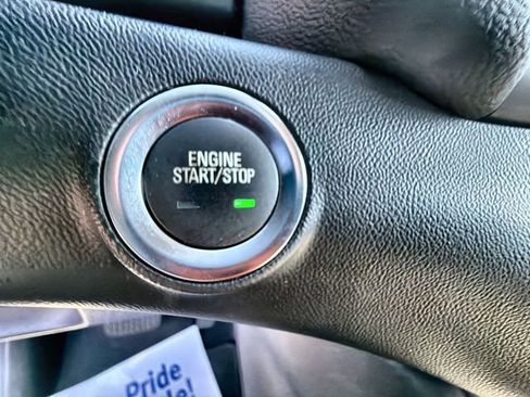Certified 2023 GMC Terrain SLT AWD/4WD image 16