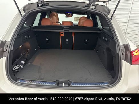 Certified 2025 Mercedes-Benz GLC 300 image 25