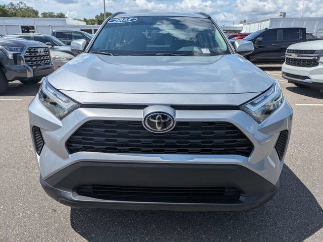 Used 2025 Toyota RAV4 XLE FWD image 8