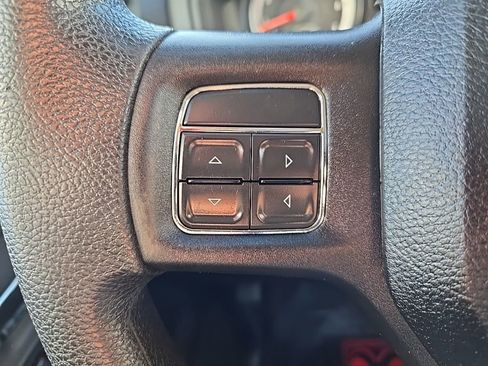 Used 2014 RAM 1500 Express image 16