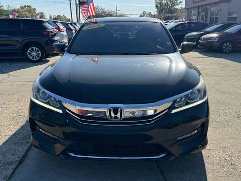 Used 2016 Honda Accord Sport image 2