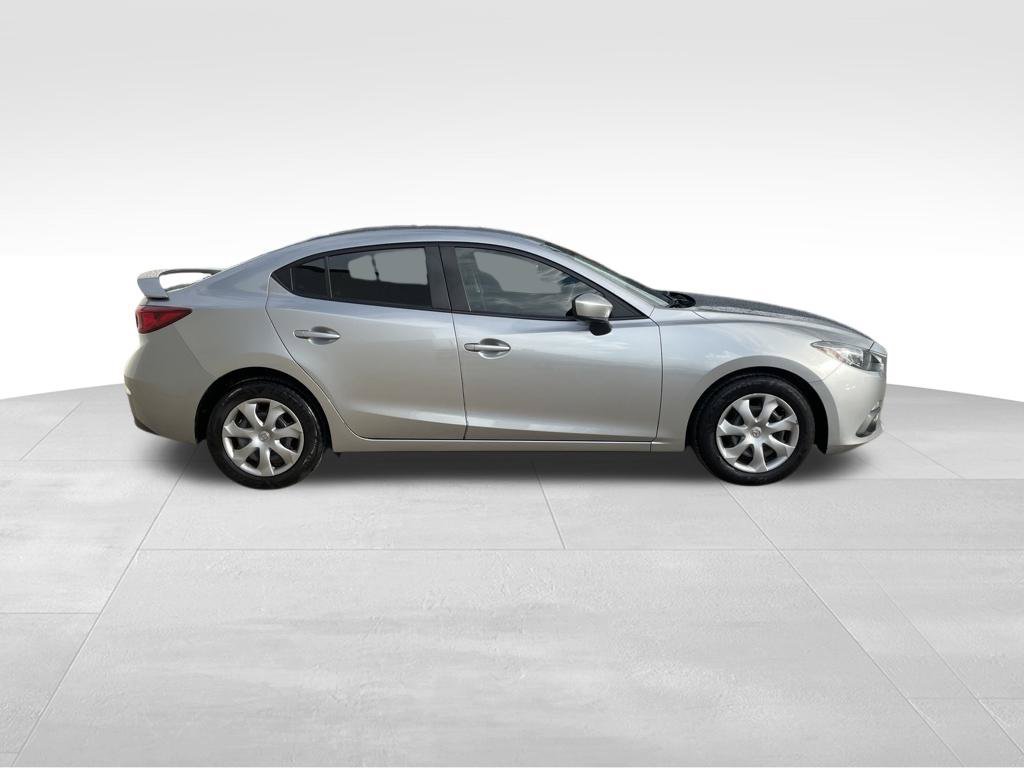 Used 2015 MAZDA MAZDA3 i Sport FWD image 4