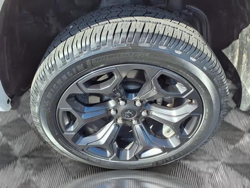Used 2024 RAM 1500 Limited image 23