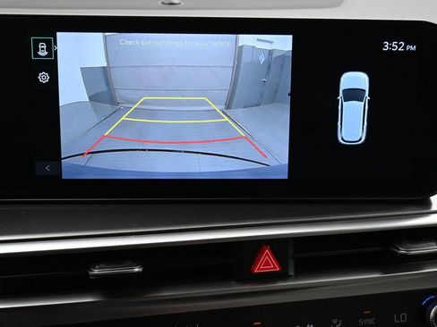 Certified 2025 Kia Sorento S w/ Panoramic Sunroof Package FWD image 22