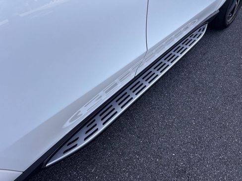 Used 2020 Mercedes-Benz GLE 450 4MATIC w/ AMG Line Exterior image 31