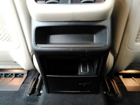 Used 2023 Mercedes-Benz GLE 350 4MATIC w/ 3rd Row Seat Package image 33