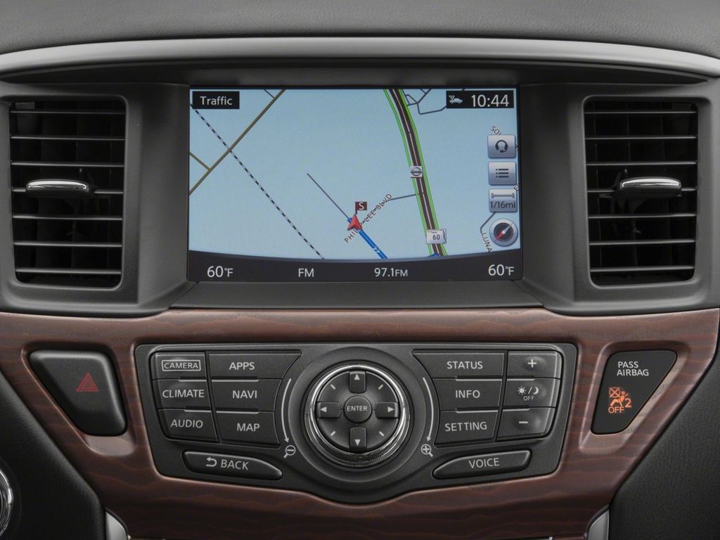 Used 2017 Nissan Pathfinder Platinum AWD/4WD image 11