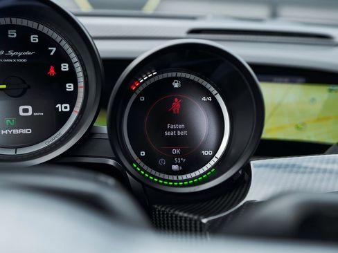 Used 2015 Porsche 918 Spyder w/Weissach Package image 76