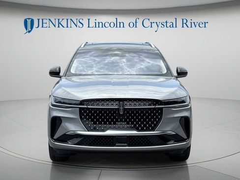 Used 2025 Lincoln Nautilus Black Label AWD/4WD image 14