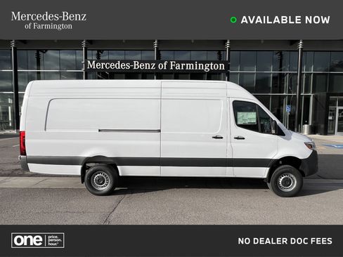 New 2025 Mercedes-Benz Sprinter 2500 image 1