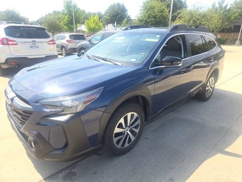 Certified 2024 Subaru Outback Premium AWD/4WD image 3