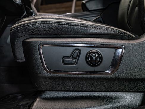 Used 2022 RAM 1500 Limited AWD/4WD image 19