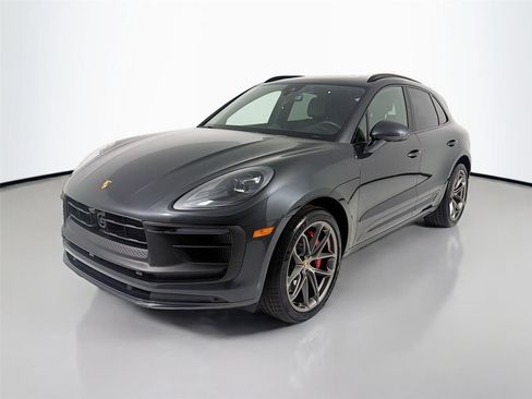 Certified 2023 Porsche Macan GTS image 1