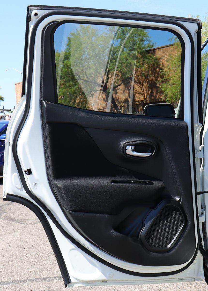 Used 2021 Jeep Renegade Latitude w/ Convenience Group FWD image 29