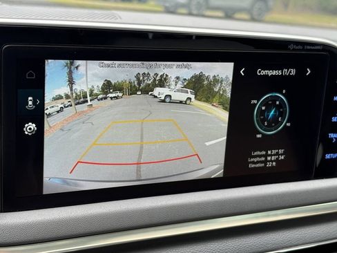 Used 2023 Hyundai Sonata SEL FWD image 2