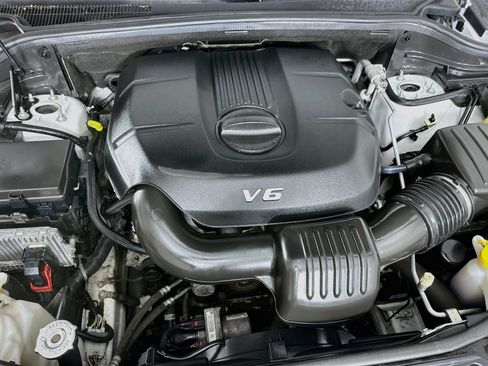 Used 2015 Jeep Grand Cherokee Limited AWD/4WD image 35