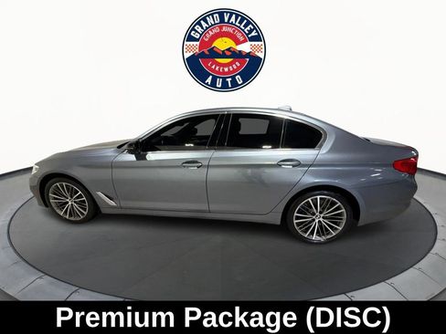Used 2019 BMW 540i xDrive w/ Premium Package image 9